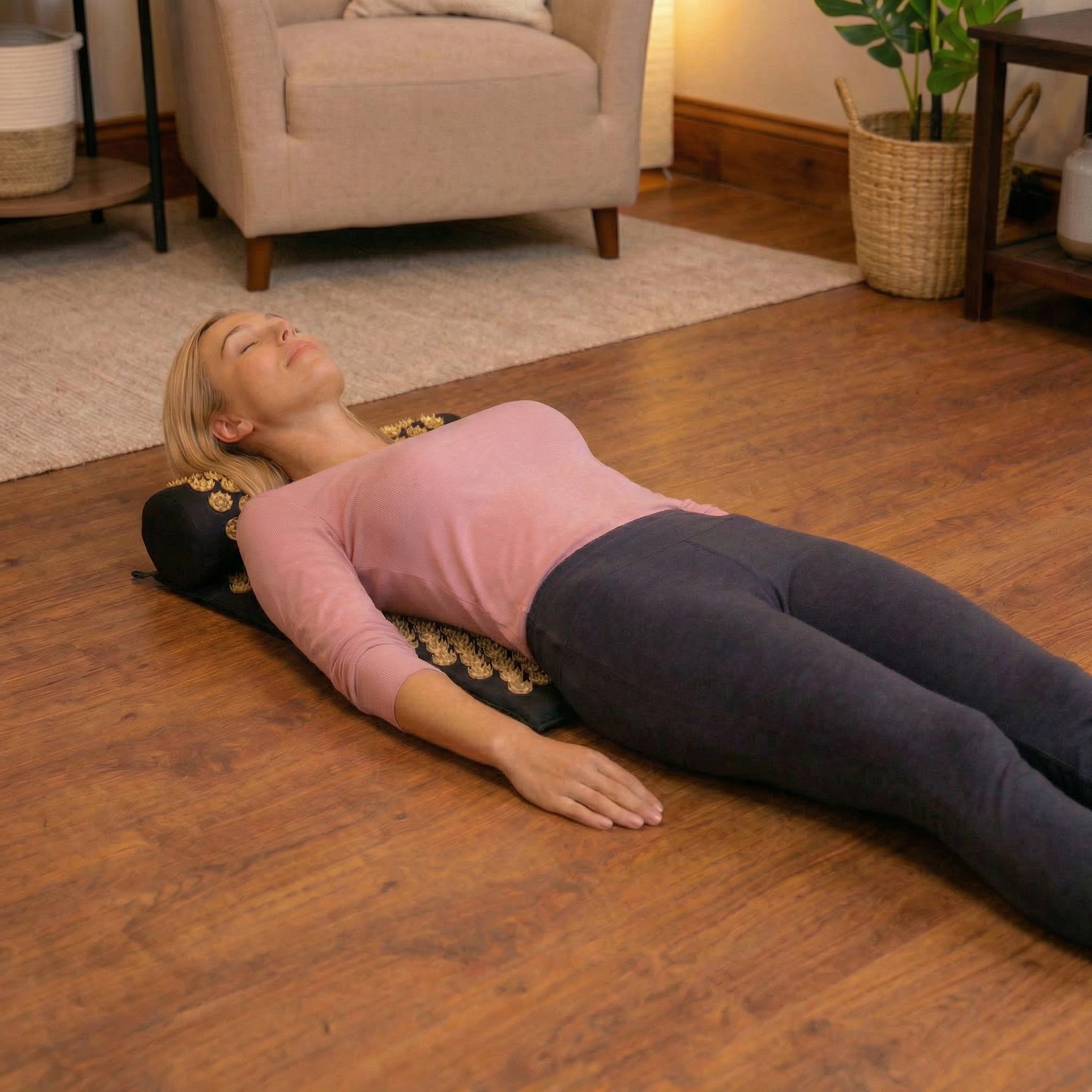 Alleviax Lotus Acupressure Mat & Pillow Set
